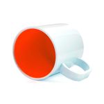 caneca-de-plastico-branco-fundo-laranja-2