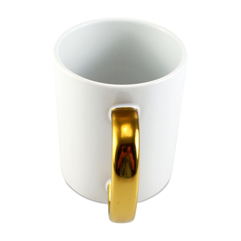 caneca-com-alca-dourada-png.png-2