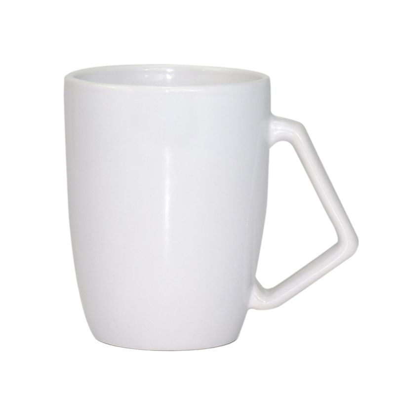 caneca-branca-com-alca-triangulo