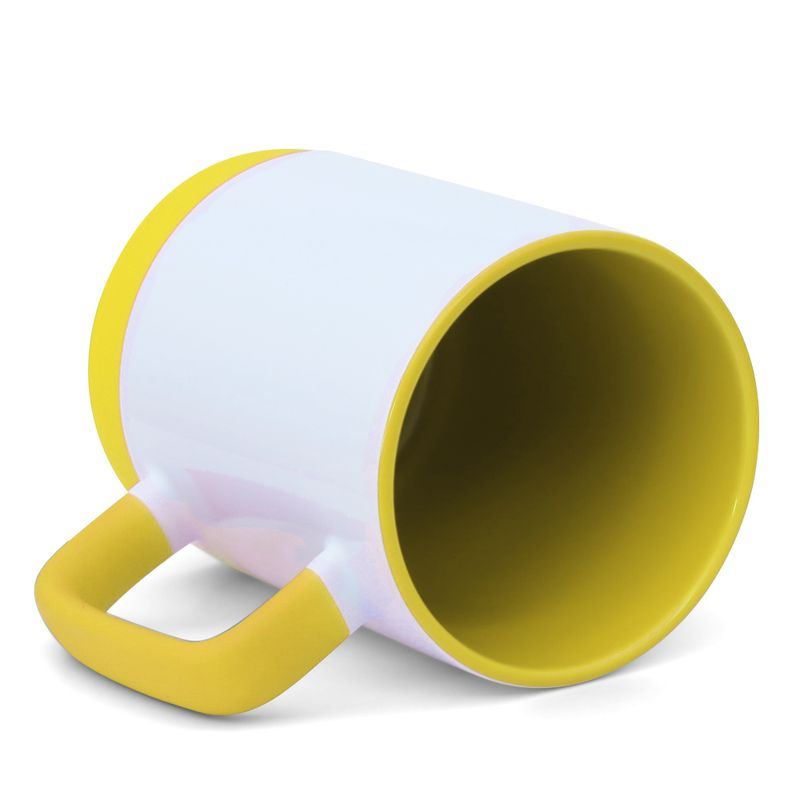 Caneca-para-Sublimacao-de-Ceramica-Branca-com-Alca-Soft-e-Base-em-Silicone-com-Interior-Amarela-3