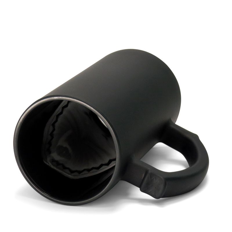 Caneca-de-Chopp-Preta-Fosca-2